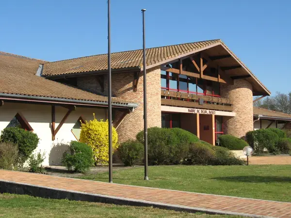 Monte Escalier Performance Installateur monte escalier Belin-Béliet