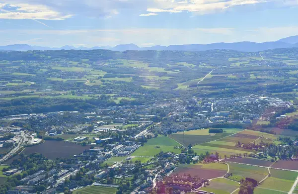 Monte Escalier Performance Installateur monte escalier Saint-Julien-en-Genevois