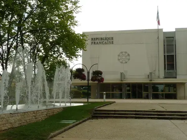 Monte Escalier Performance Installateur monte escalier Saint-Yrieix-sur-Charente
